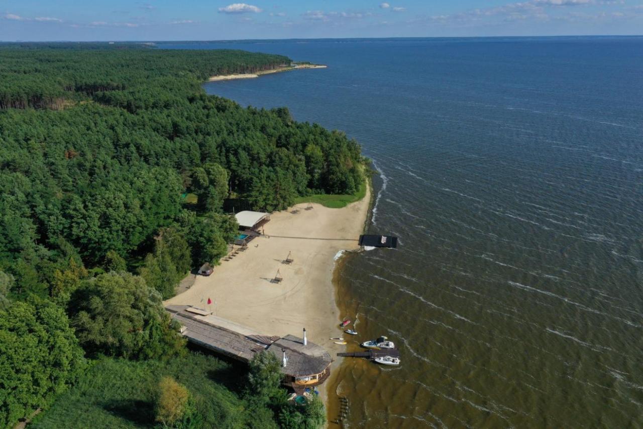 Secret Resort Club Pereyaslav-Khmelʼnytsʼkyy Buitenkant foto