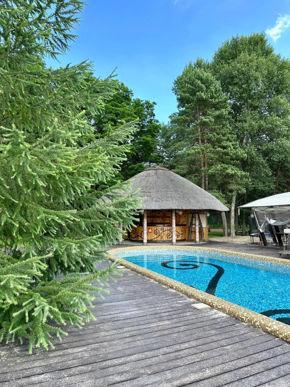 Secret Resort Club Pereyaslav-Khmelʼnytsʼkyy Buitenkant foto